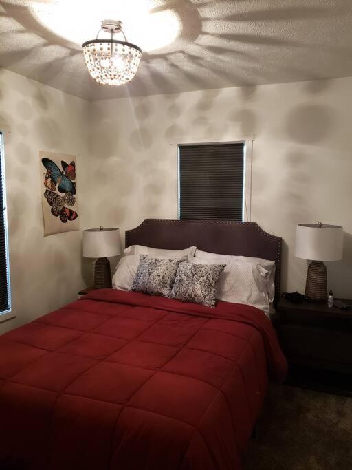 Cute Cottage-2 Min From Downtown Lincoln Ngoại thất bức ảnh